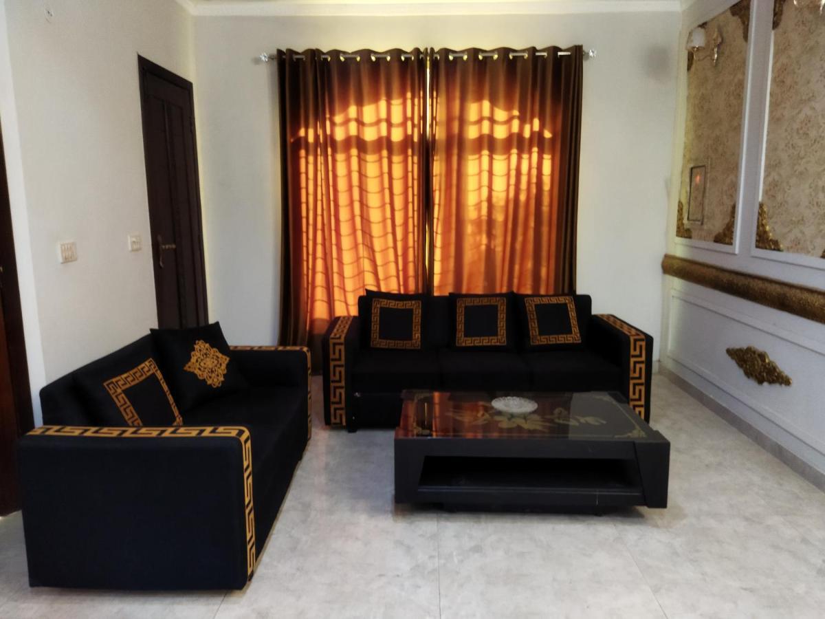 Furnished Private Ground Floor - Pasha House Lejlighed Lahore Eksteriør billede